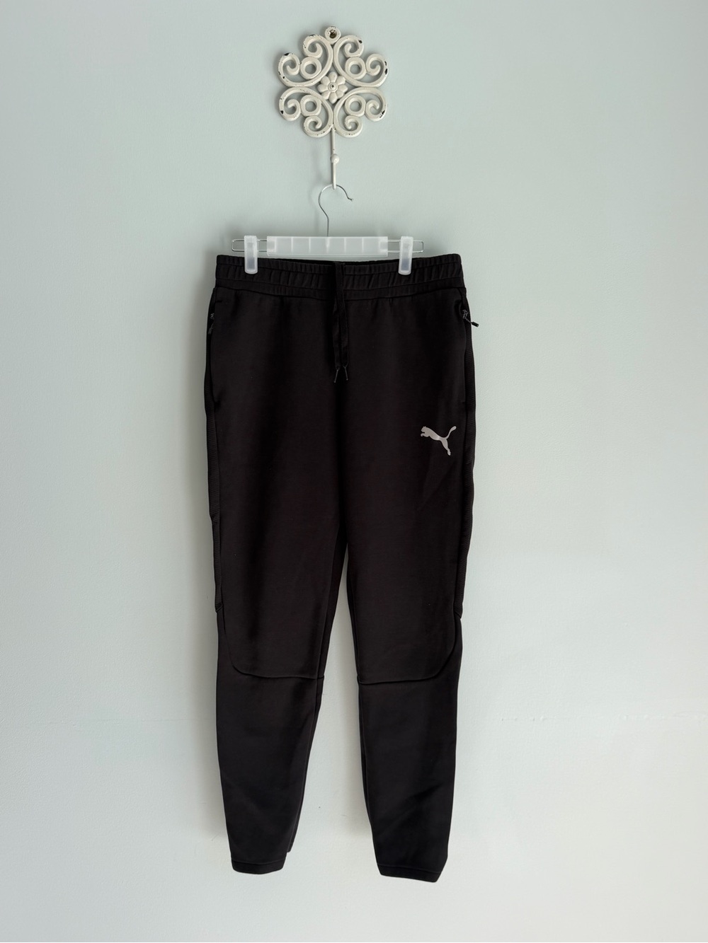 Puma Black Men’s Athletic Joggers Sweats Medium